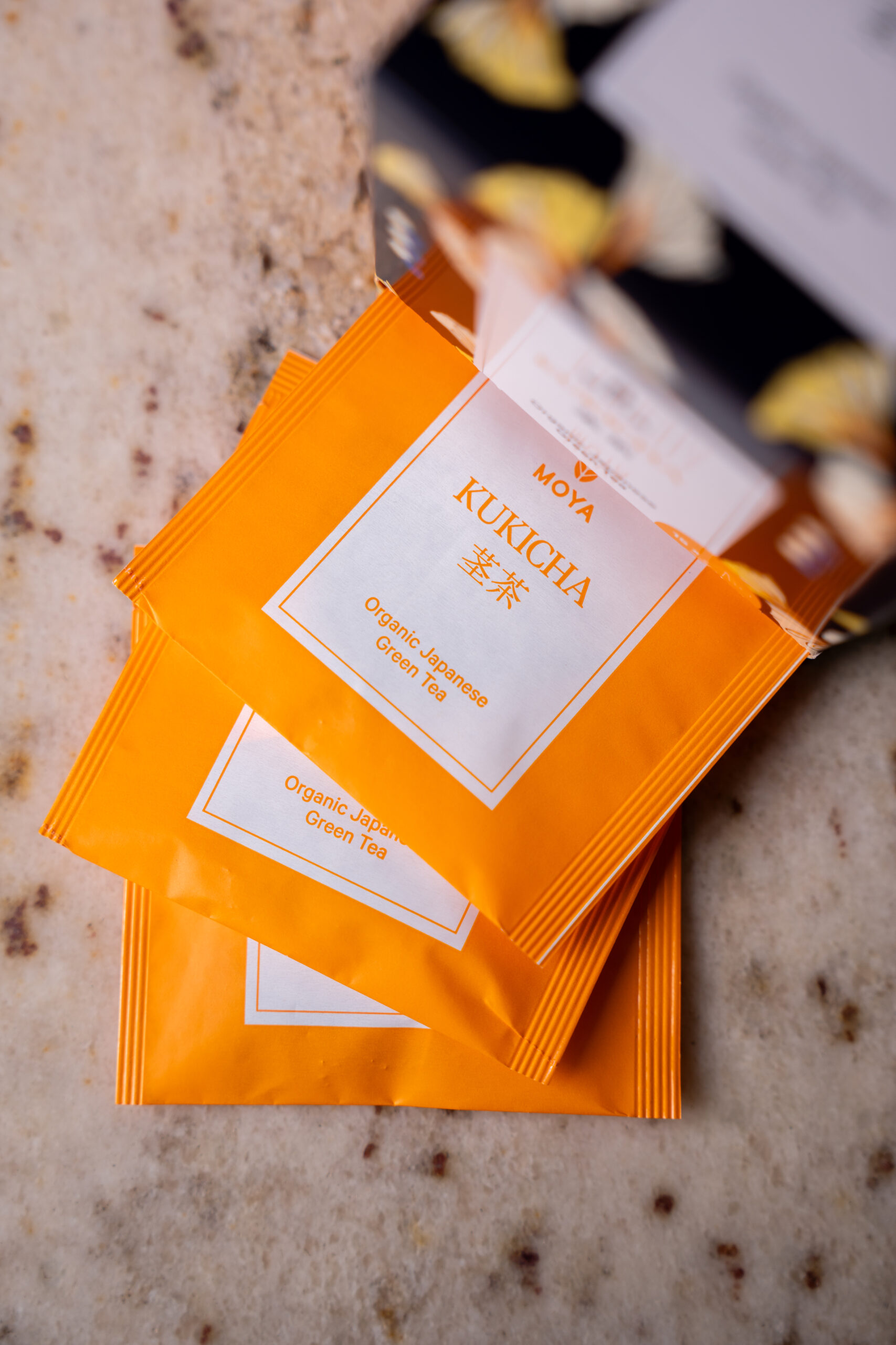 Moya Kukicha japanischer Bio-Tee in Teebeuteln